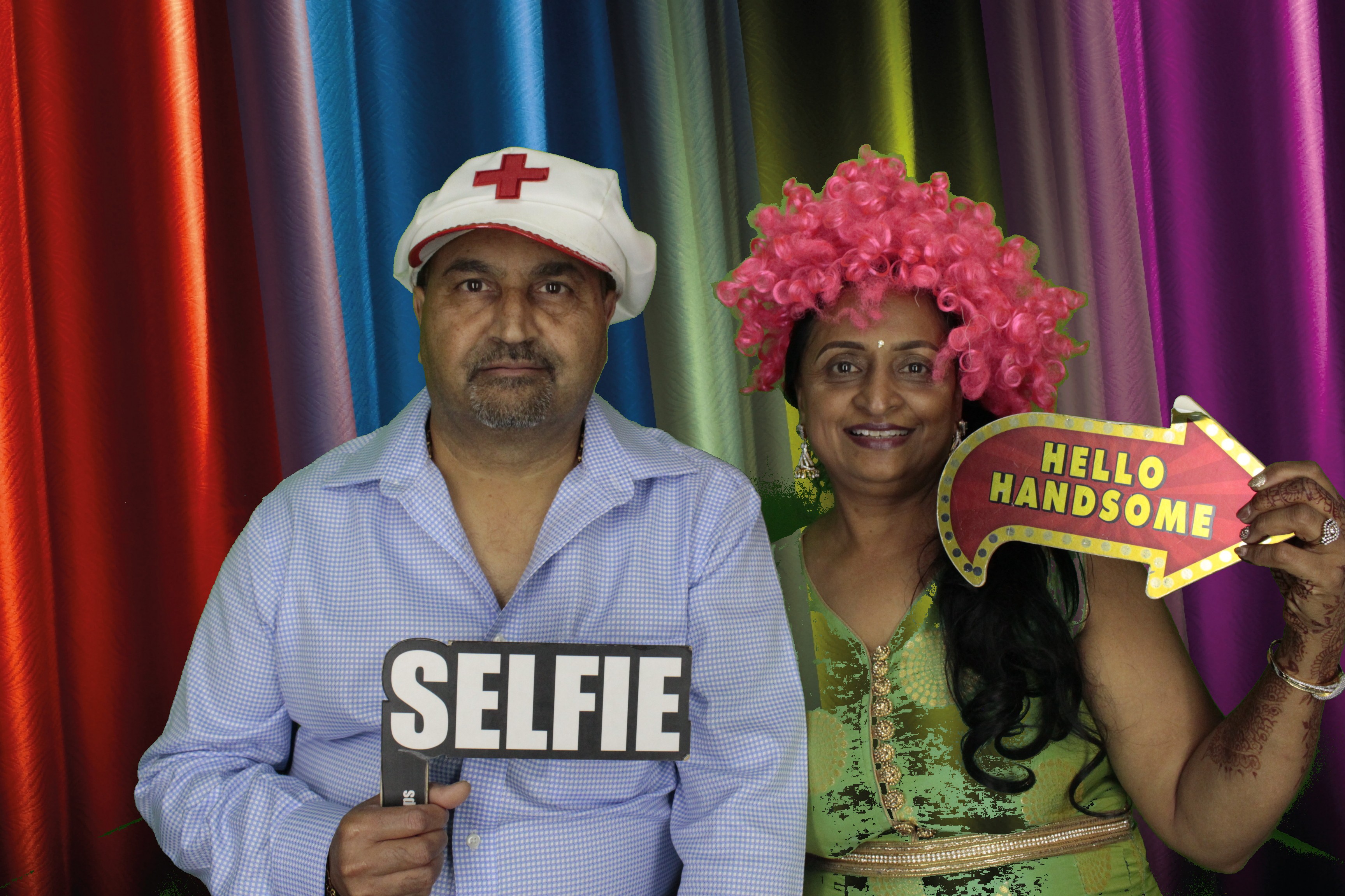 Bhavin & Yasmin’s Wedding | View more photos from the event at gallery.myphotoboothexperience.co.uk/u/MyPhotoBoothExperienceLtd/Bhavin-Yasmin’s-Wedding